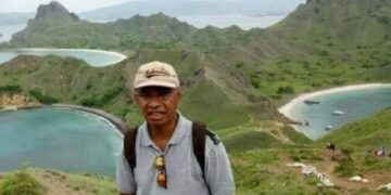 Pe. Urbanus Bunga Lolon