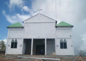 Kapela São João Baptista Haurobo – Baukau, nia prosesu kontrusaun hahú iha tinan 2019. Konstrusaun kapele ne’e, Suporta masima, no maun de Obra mai husi Grupu Nau – Oli, hamutuk ho sarani Haurobo Anan, autoridade lokal, Igreja diocese Baukau, inklui na’i veteranu sira.