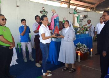 Fulan Outubru  IEC Realiza Peregrinasaun ba Munisipíu 14