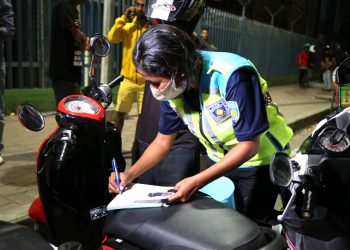 “Laiha Sinais Tranzitu – Polisia Labele Prende Ami – nia Motor – Kareta”