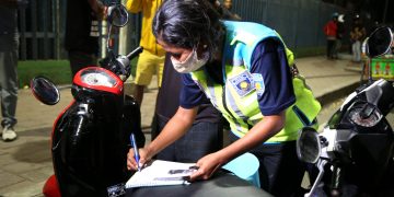 “Laiha Sinais Tranzitu – Polisia Labele Prende Ami – nia Motor – Kareta”